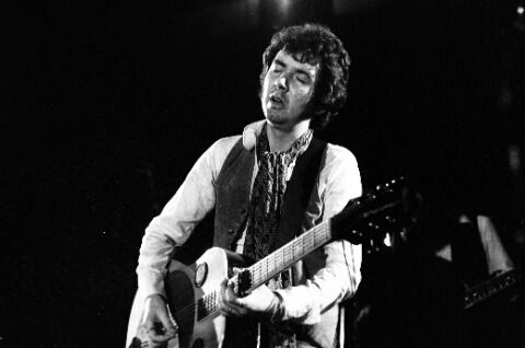 Remembering ‘Plonk’, the Supremely Talented Ronnie Lane